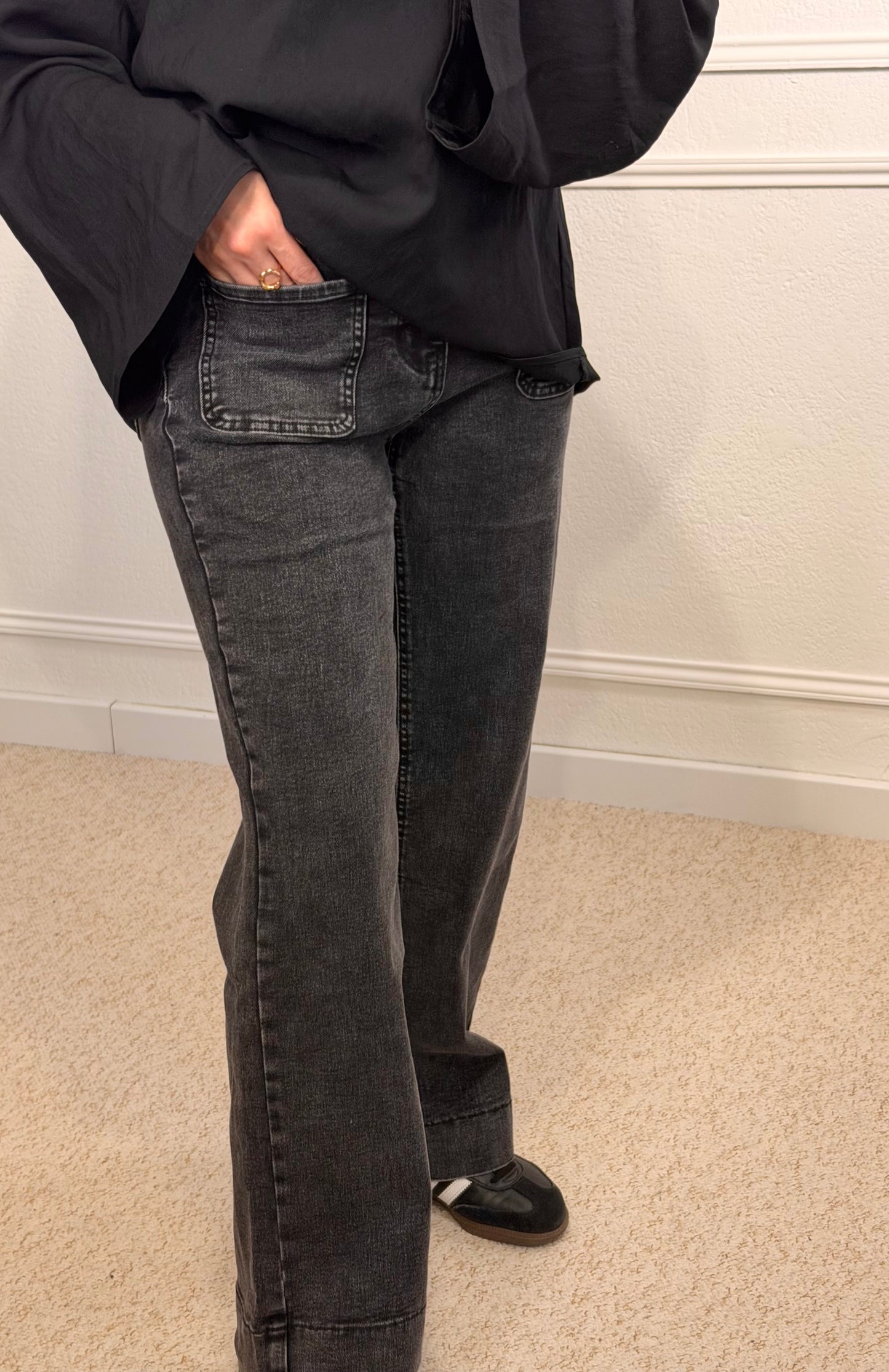 Jean’s Wide Leg Noir