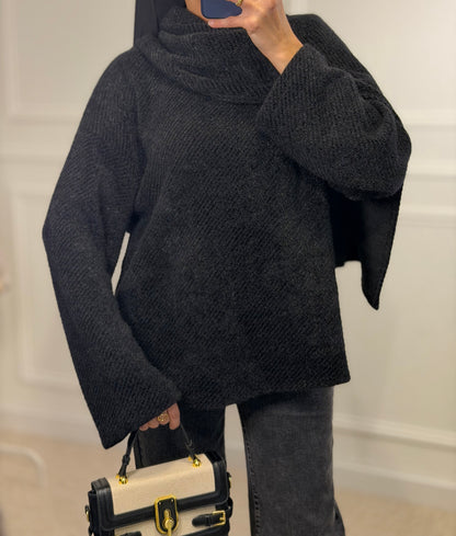 Pull écharpe intégrée